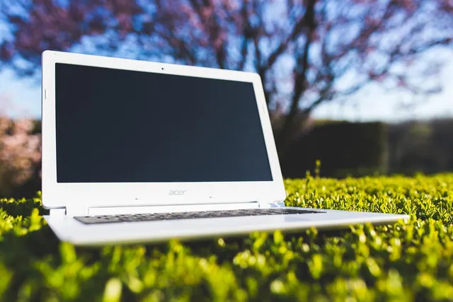 laptop, grass, acer, digital, digital notebook, wireless, technology, sunny, computer, screen, nature, notebook, outdoors, laptop, laptop, laptop, laptop, digital, digital, technol. Digital PR vs link building: which budget drives rankings?