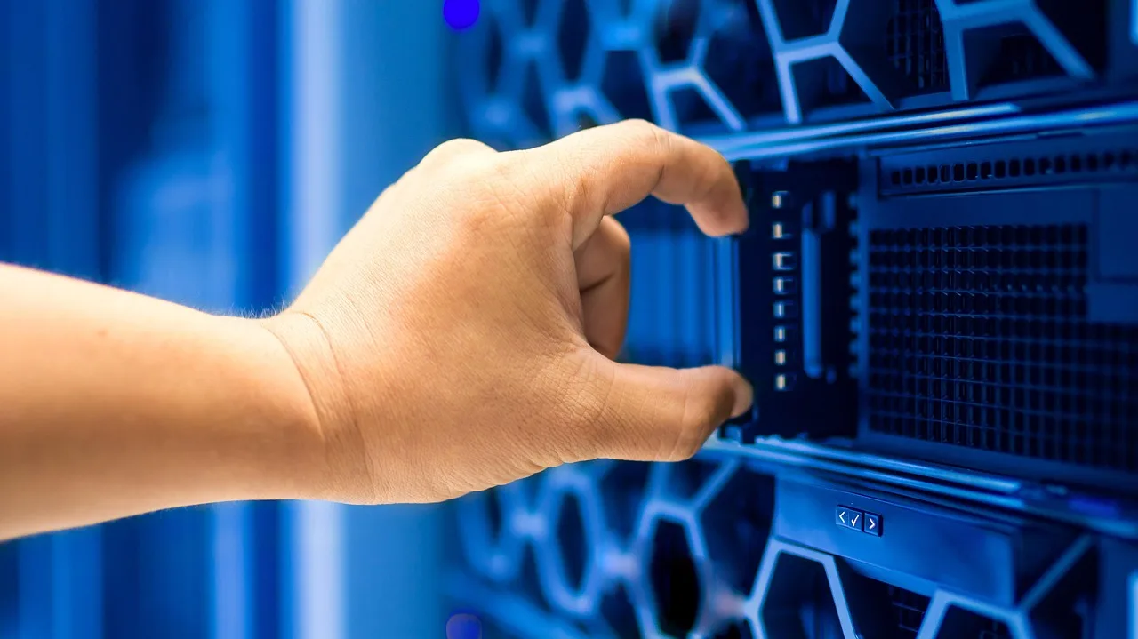 data center, cable, information, technology, technician, server, system, room, engineer, work, rack, man, computer, network, industry, data, connection, equipment, fixing, optical, wireless, pc, data center, data center, data center, data center, data center, server. Diagnosing the failed stage is the fastest way to improve technical SEO