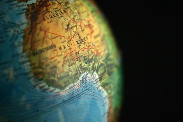 globe, algeria, niger, mali, africa, continents, earth, world map, world, globalization, global, map. International SEO: the questions that matter