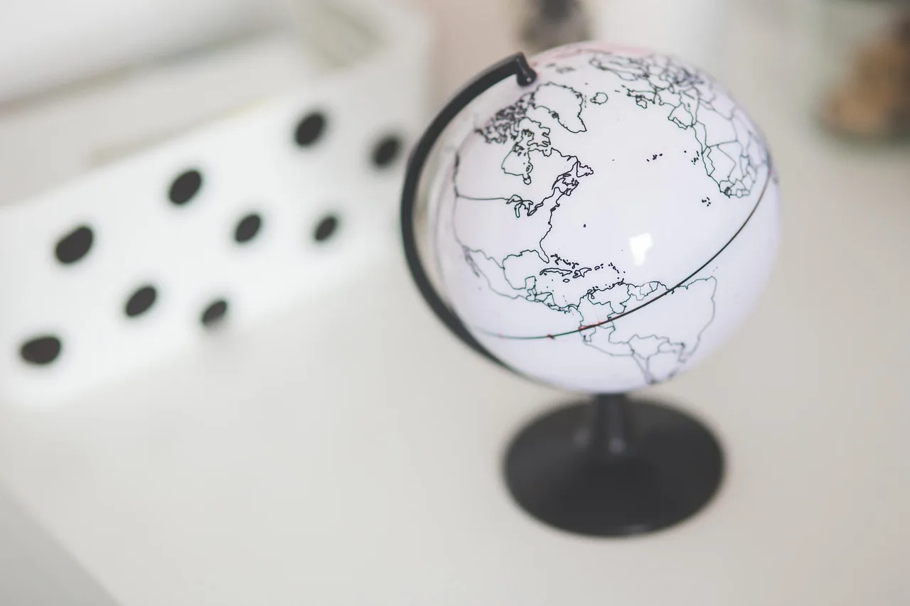 globe, earth, travel, navigation, world, planet, global, map, sphere, united states map, world map, geography, international, continent, america, land, cartography, worldwide, usa. International SEO mistakes: the traps and the way around them