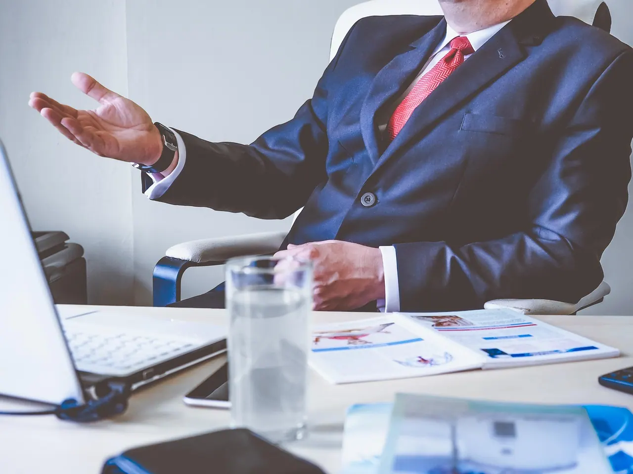 laptop, computer, browser, research, business, work, desk, office, people, man, boss, professional, boss, boss, boss, boss, boss. SEO forecasting for executives: a model your CFO will approve